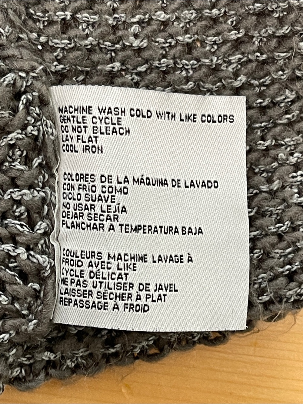 Simply Noelle Gray Knit Button Turtleneck Poncho Sweater Cape Size L/XL - Picture 8 of 15